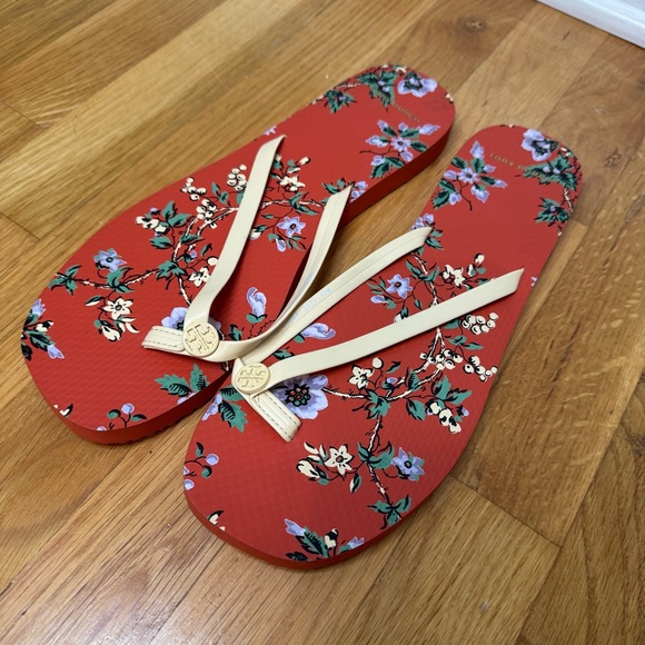 Tory Burch Shoes - Tory Burch Powder Peach/Rust Lyonnaise Floral Print Flat Flip Flop NWOT. Size 11